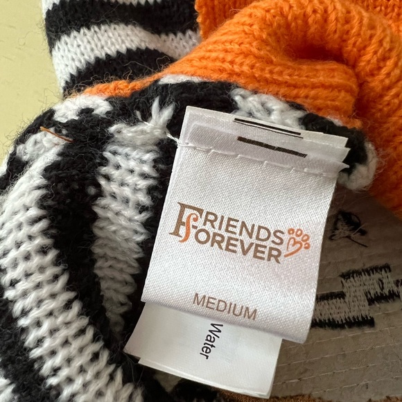 Halloween Sweater with Hood. - Picture 9 of 9